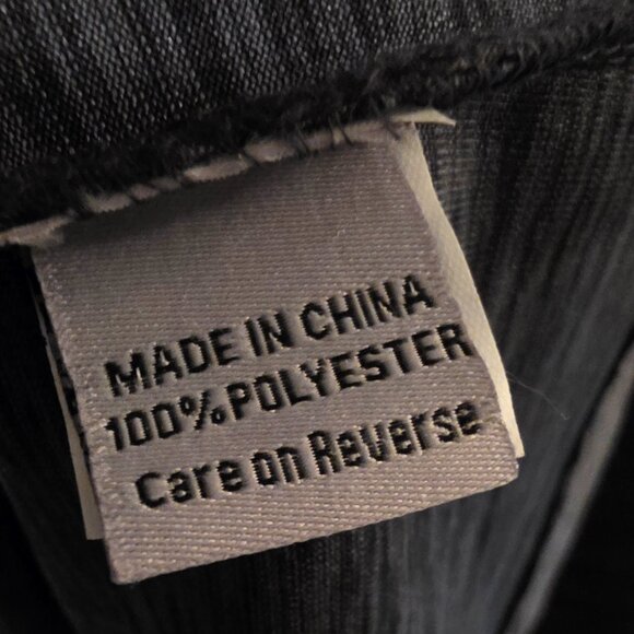 SALE!The "Ohio State Buckeyes"  dark gray v-neck shirt women XXL - New with tags - Picture 5 of 6